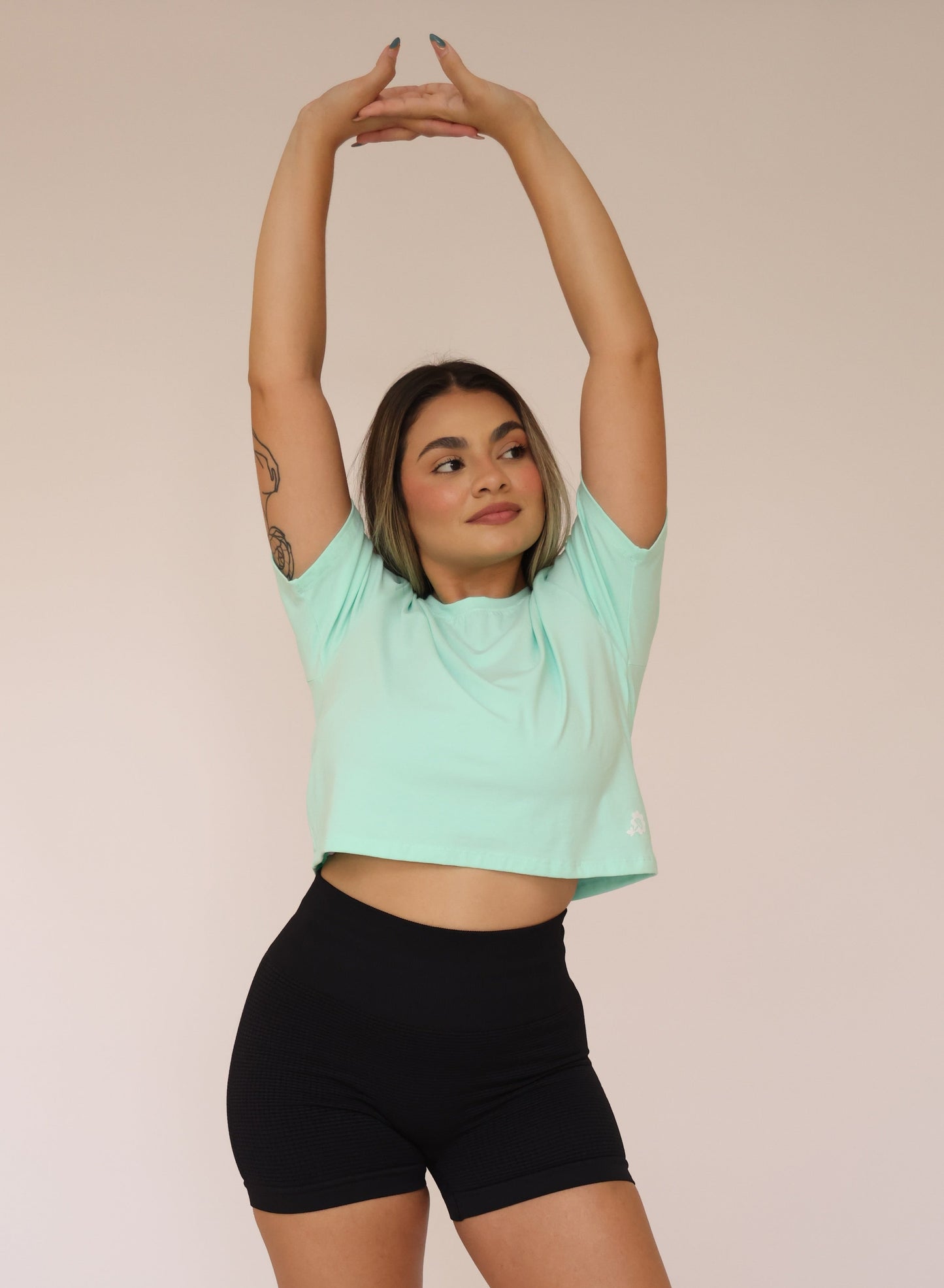 Bloom Basic Crop Top