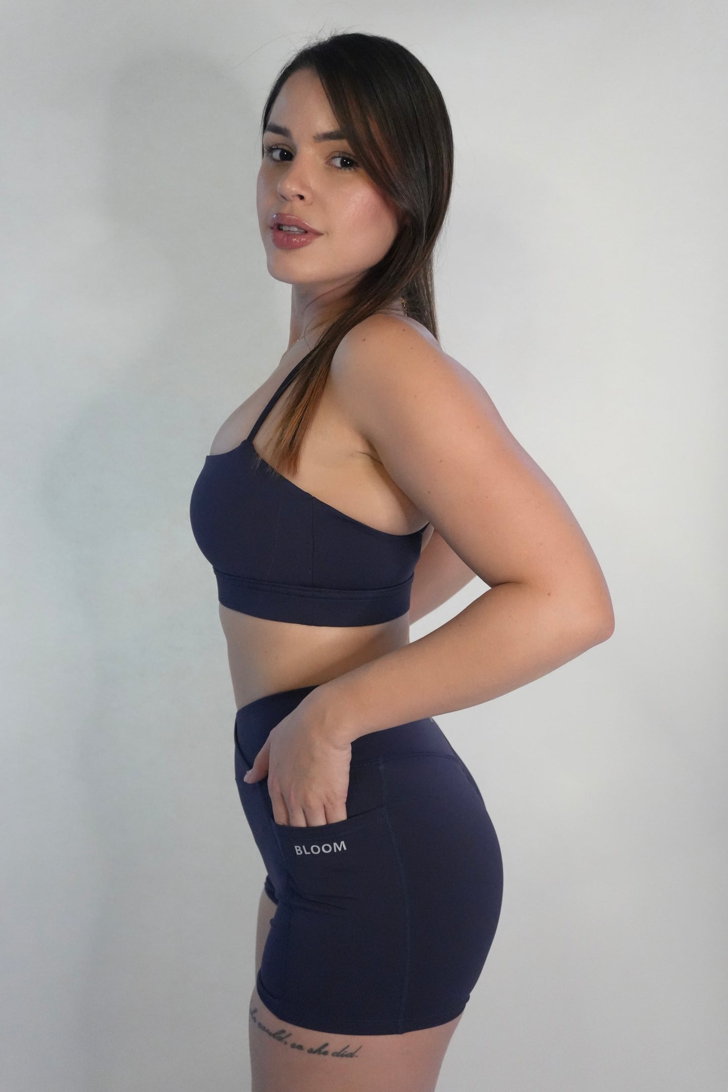 Elevate High-Waist | V-Cut Shorts with Pockets